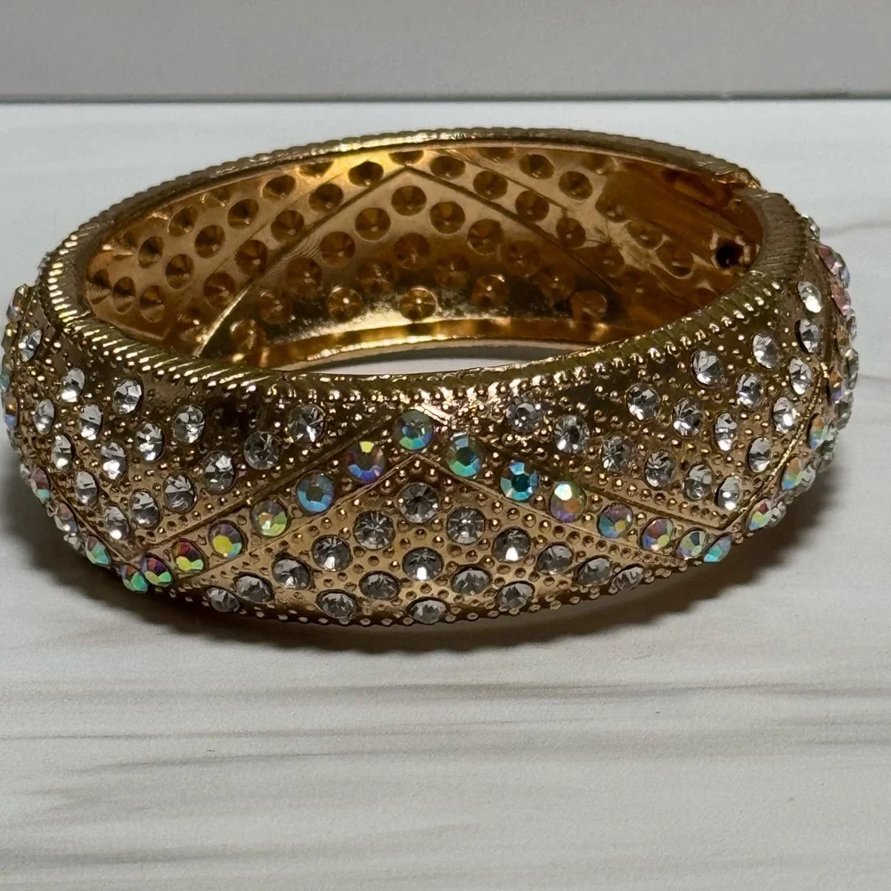 Boutique Gold Crystal Bangle Bracelet - Picture 17 of 17